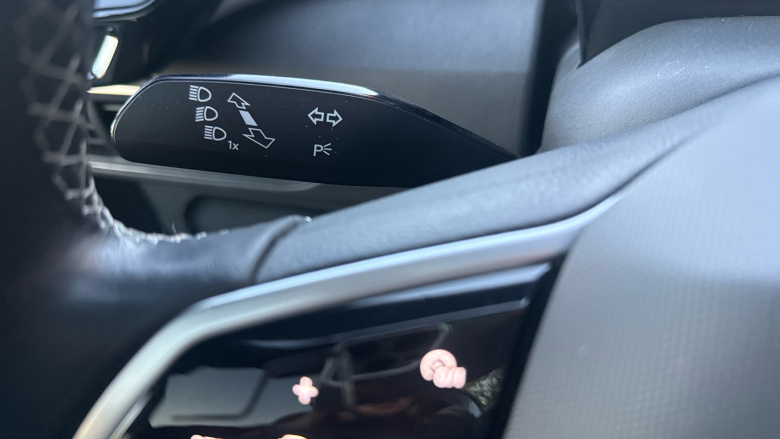 Volkswagen ID.3 150kW Family Pro Performance 58kWh 5dr Auto Electric Hatchback